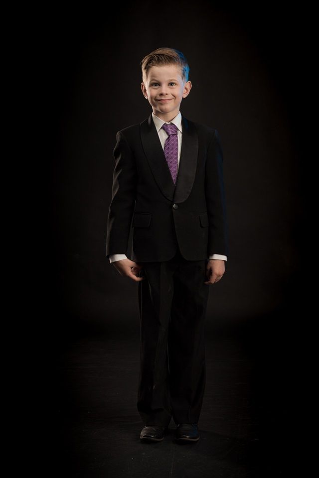 Collection de costumes pour enfants allient élégance et confort